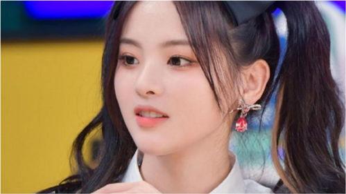 杨超越在线吃瓜,揭秘娱乐圈幕后故事